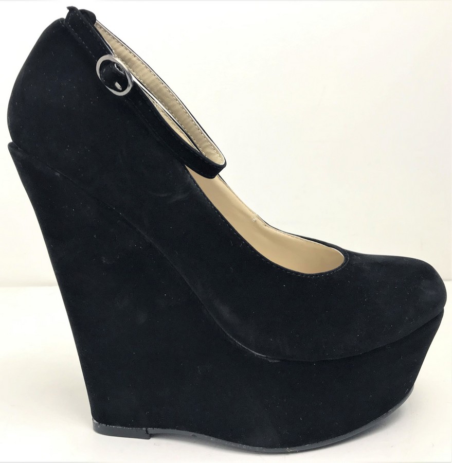 Koi hotsell couture wedges