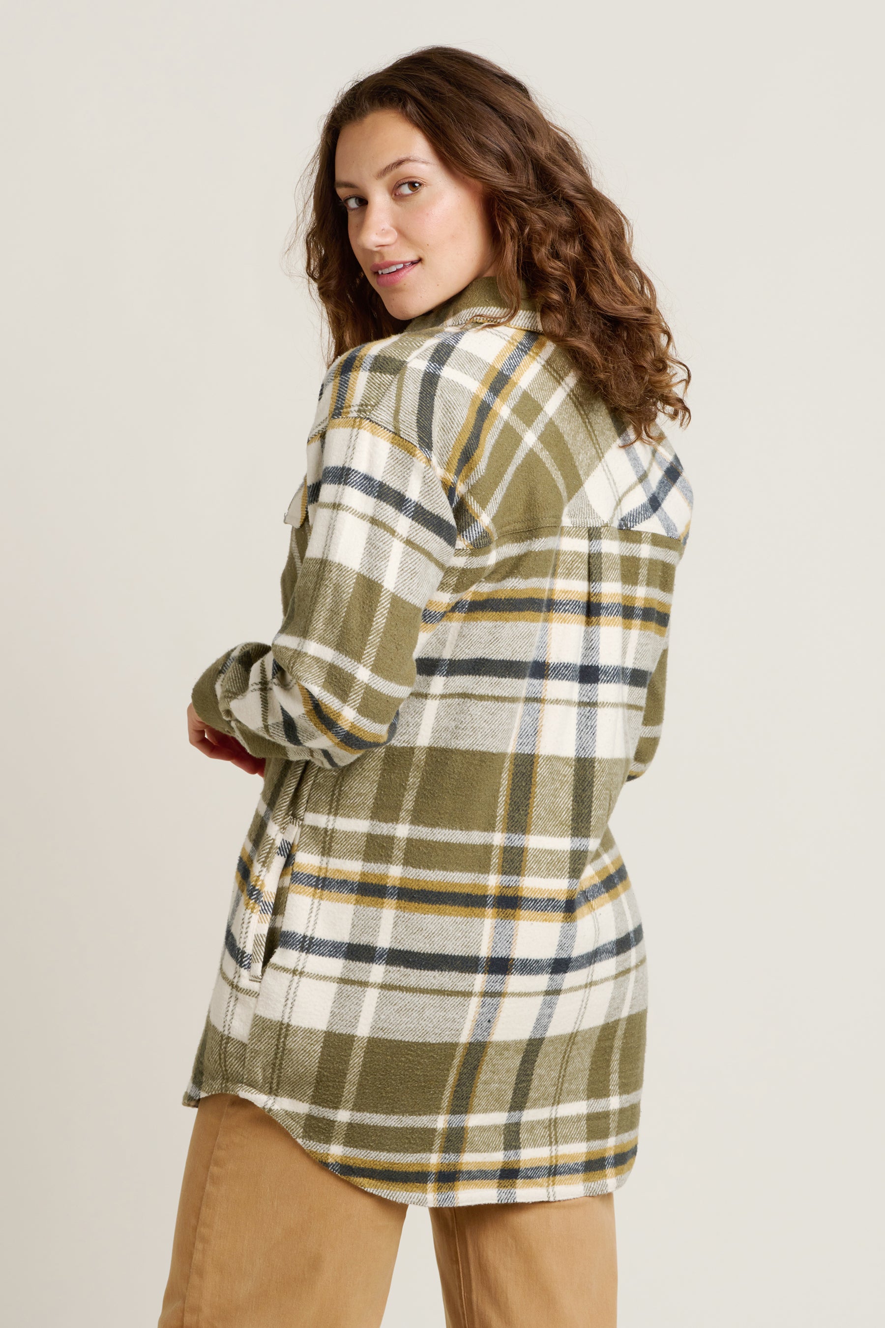 Brakeburn women's Studland khaki checked shacket with button fastening